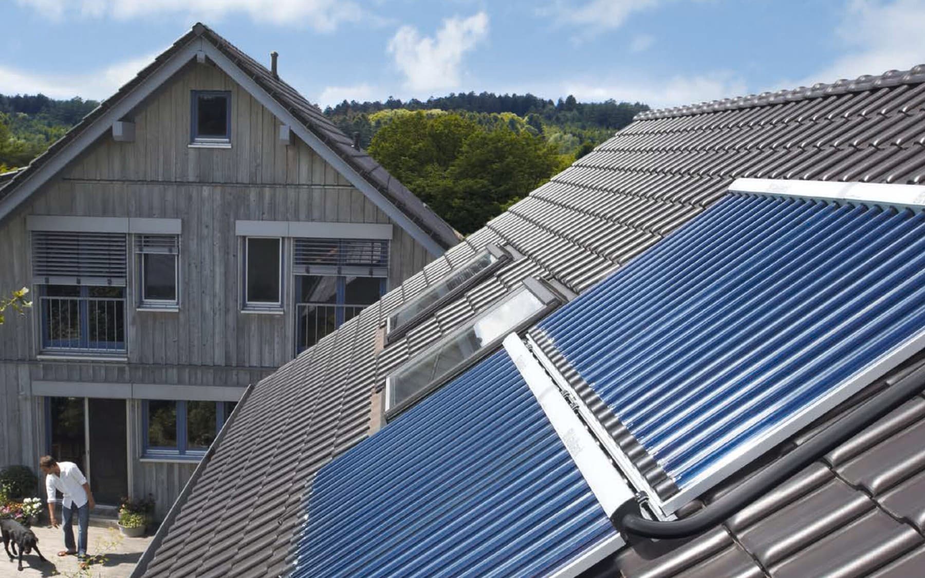 Panneaux solaires sur un toit