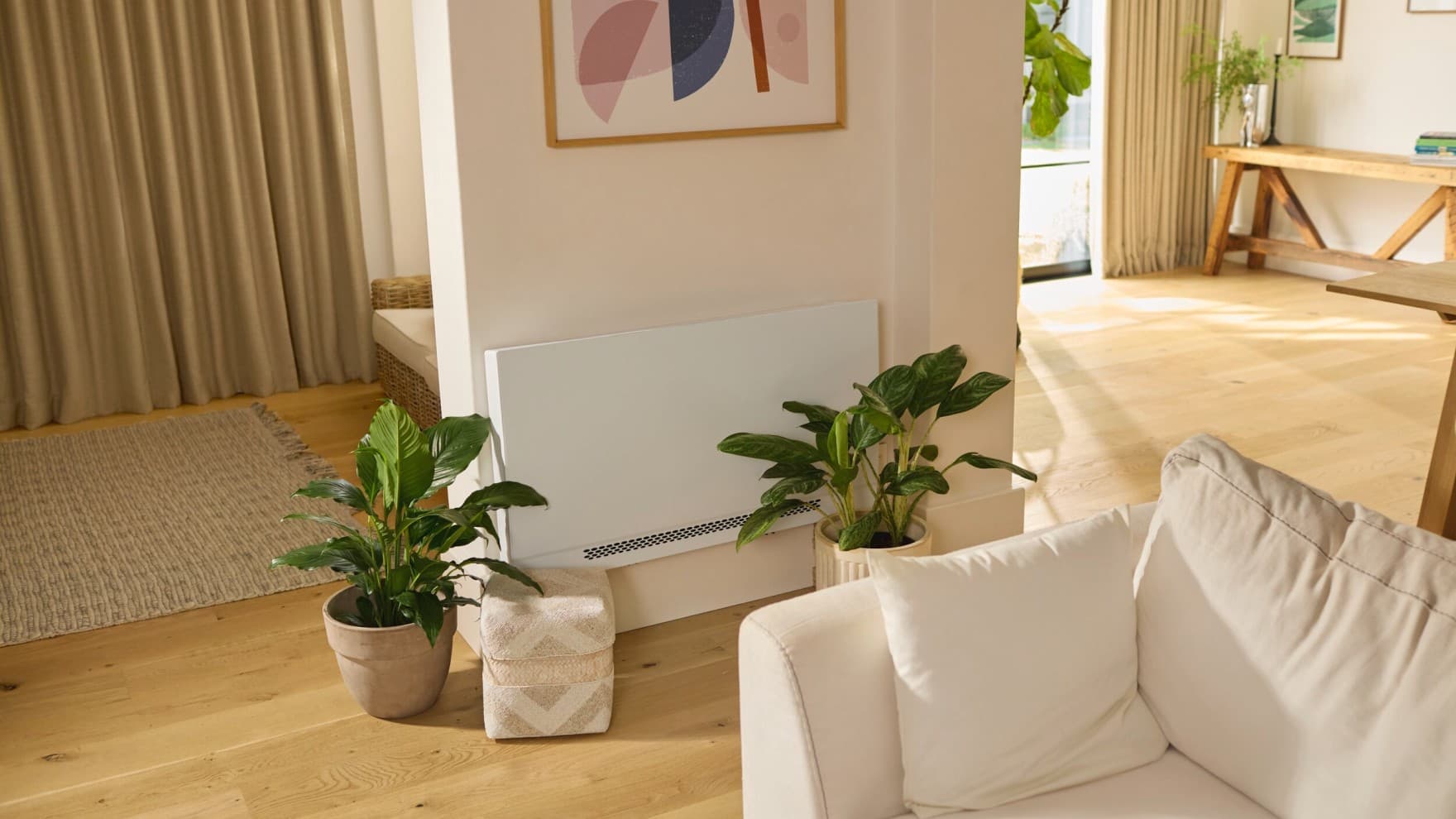 Ventilo-convecteur console aroVAIR plus monté au mur