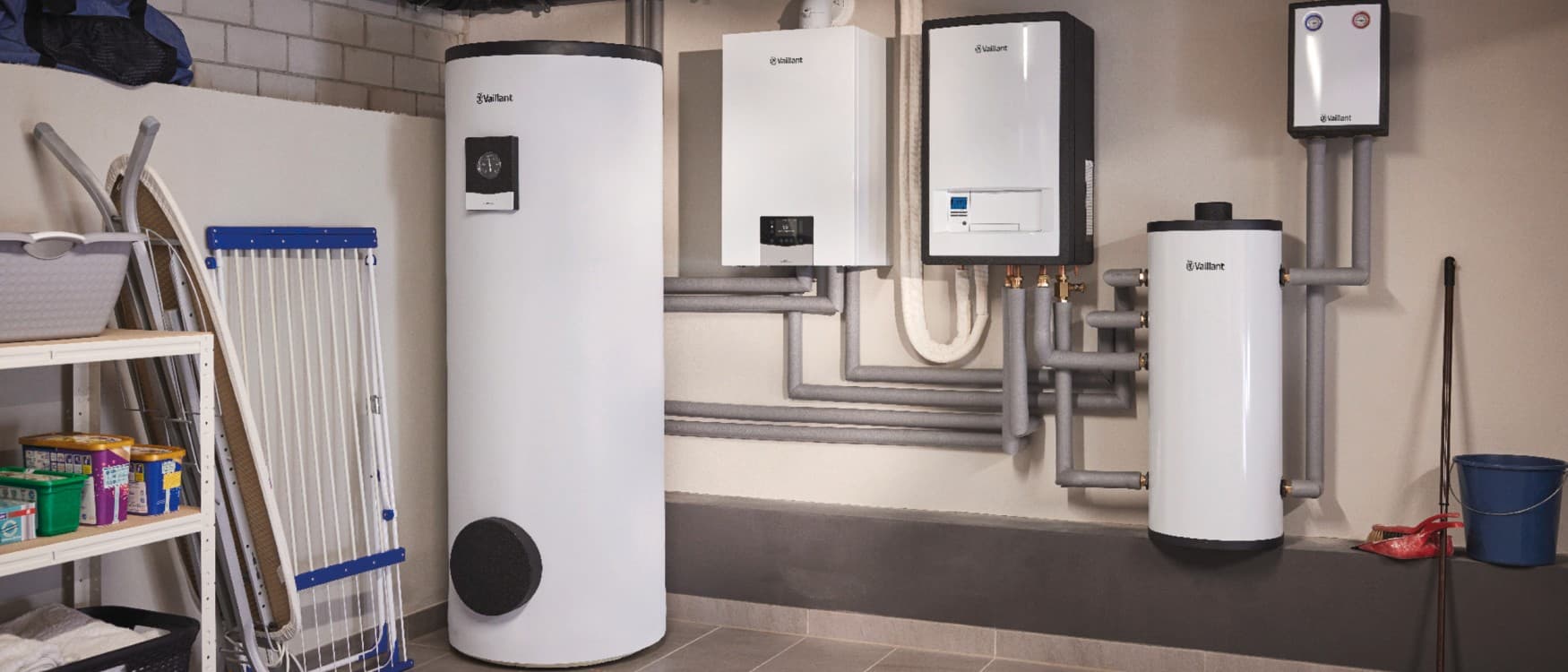 Un système hybride Vaillant avec chauffage au gaz et accumulateur thermique.