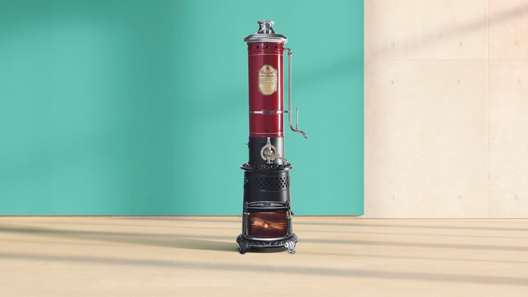 Innovation de Vaillant : le premier chauffe-bain à gaz fermé, datant de 1894